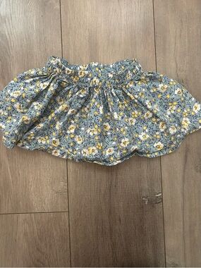 OshKosh B'gosh girls' Floral Skirt 6-9 Months